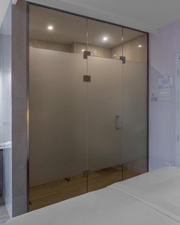 Kontrakt Boutique Hotel Kyiv Exterior photo